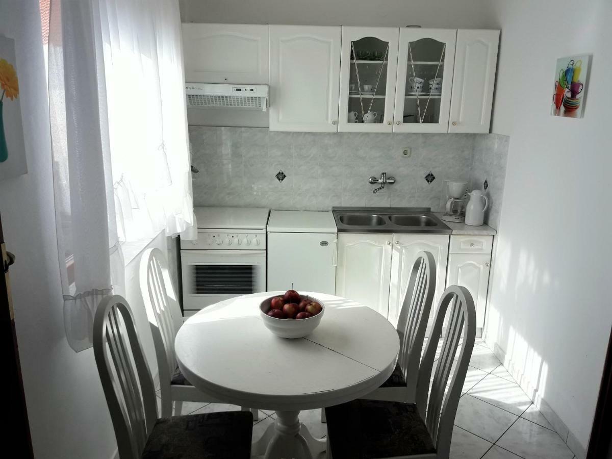 Apartments Ane Sukošan Εξωτερικό φωτογραφία